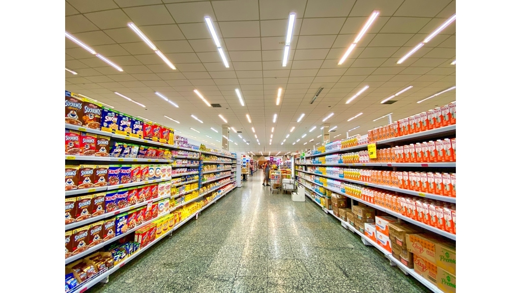 Großer Supermarkt erschwert Produktsuche
